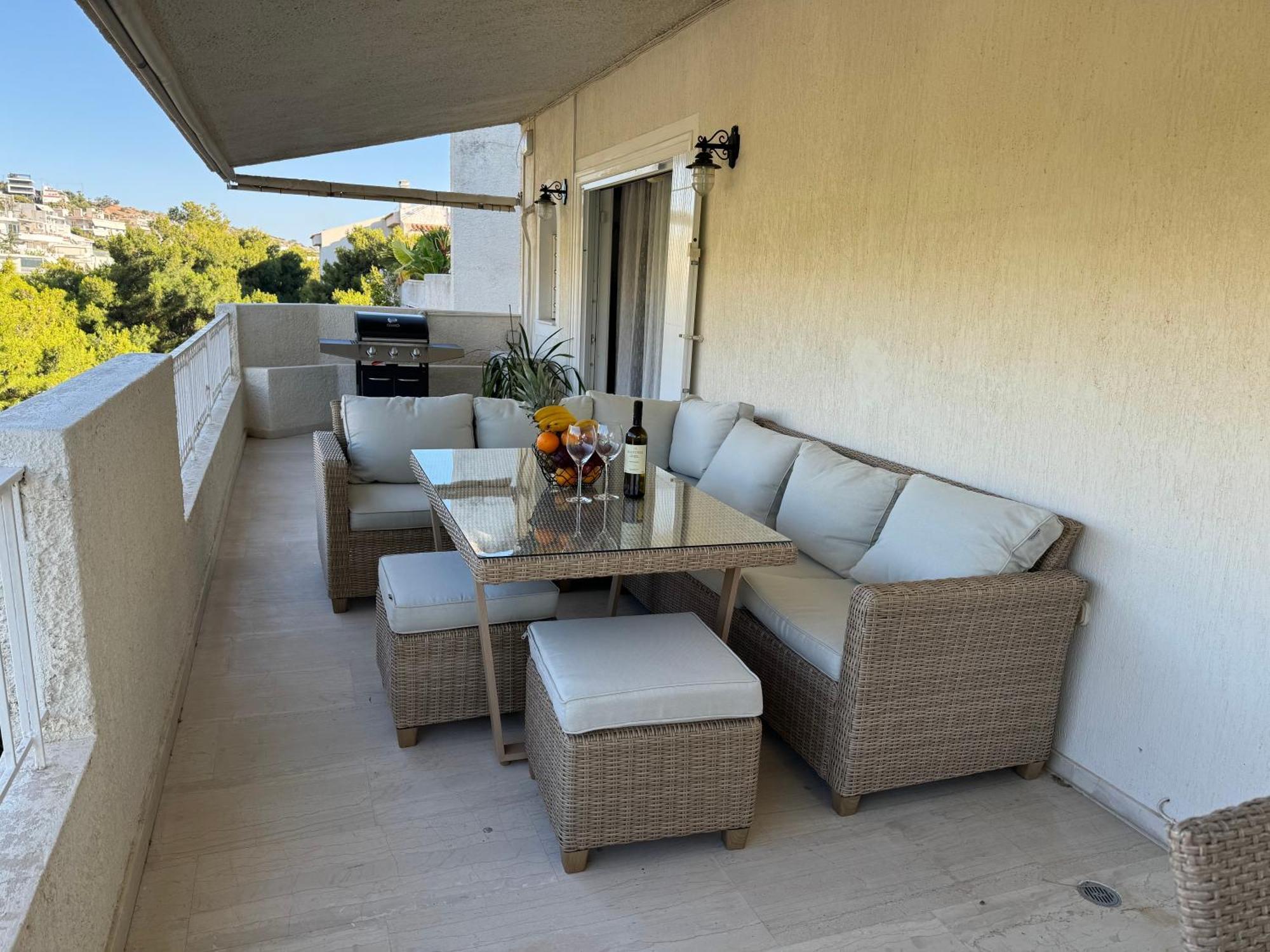 Vouliagmeni Seaside Escape Apartment Athens Exterior photo